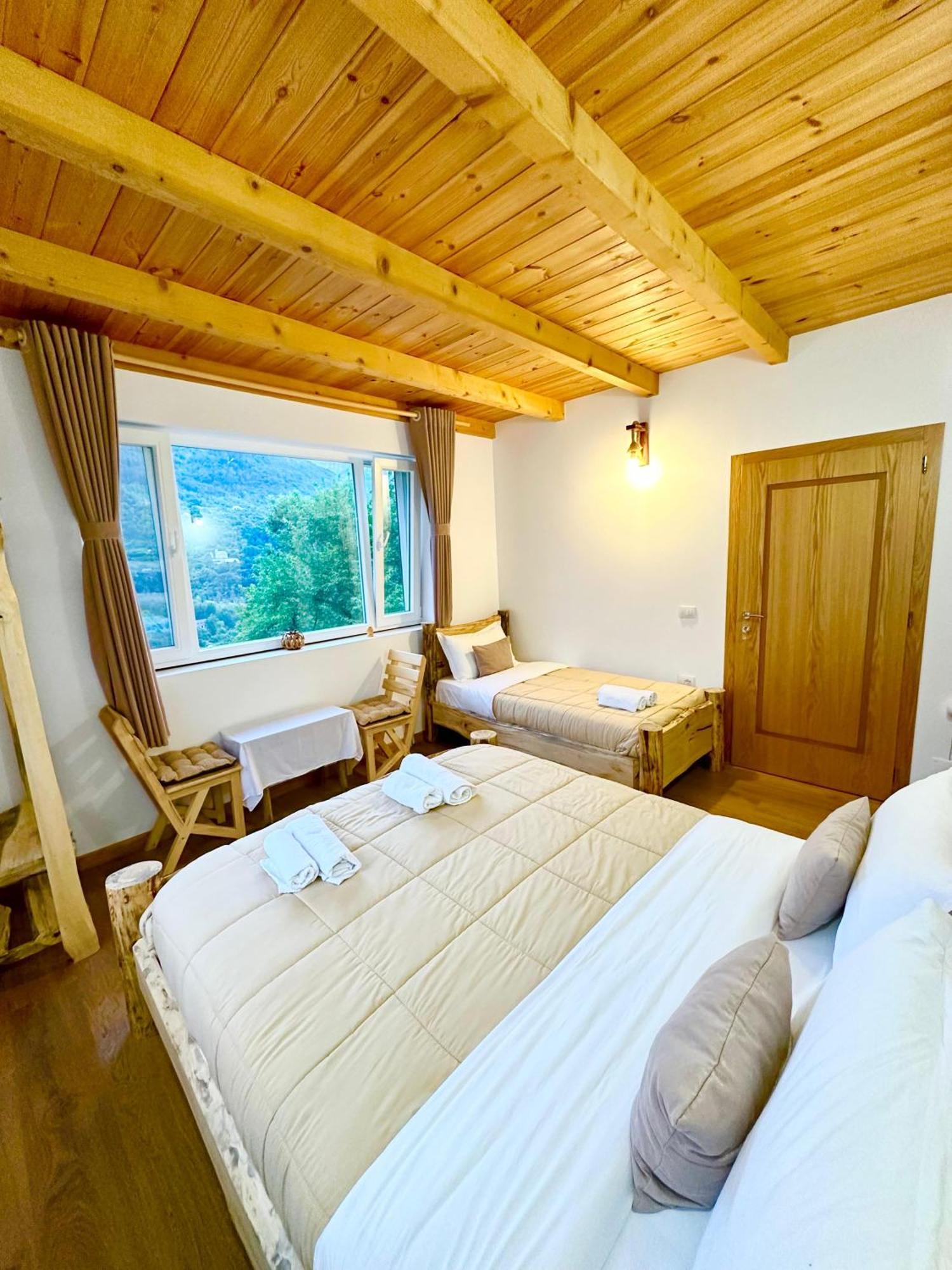 Guesthouse Dritan Tethorja Theth Luaran gambar